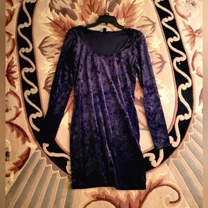Long sleeve crushed velvet 90s mini dress